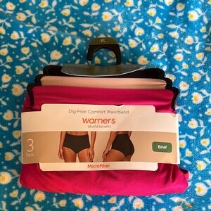 Warner's Womens Microfiber Briefs 3-Pack - Fuchsia, Black, Beige